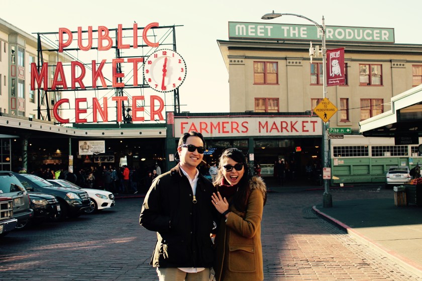 wedding-planning-scrum-seattle-pike-place-engagement